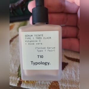 Typology tinted serum type 1